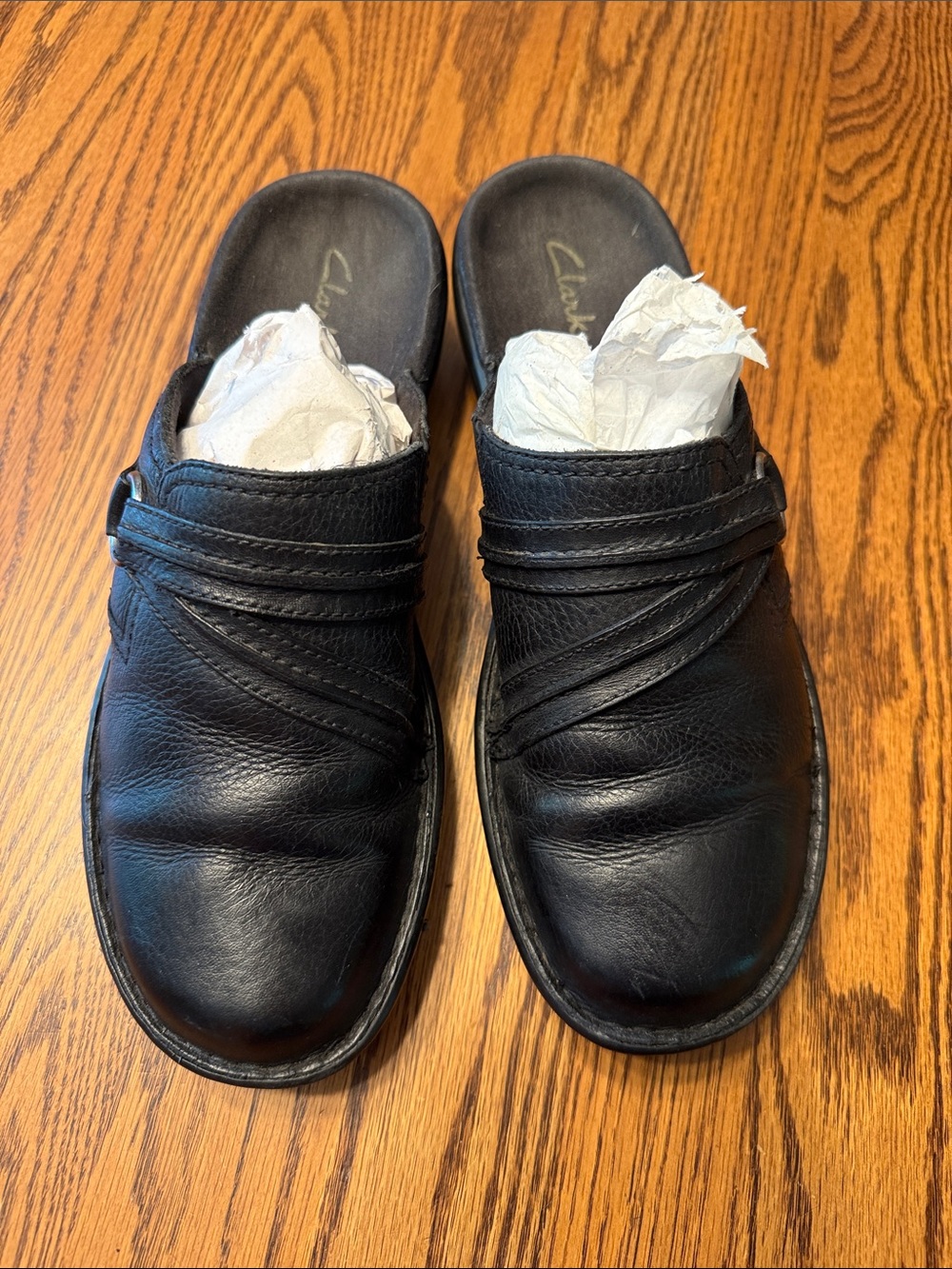 Clarks Black Leather Slip-On Clogs with Strap Detail Size 7.5